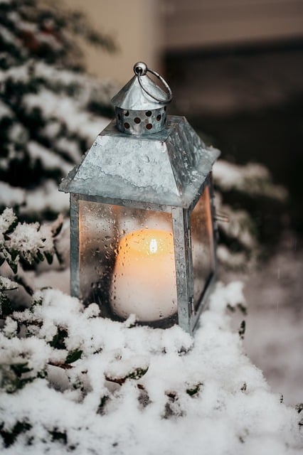 Descărcare gratuită la lumina lumânării lanternă poza gratuită de Crăciun pentru a fi editată cu editorul de imagini online gratuit GIMP