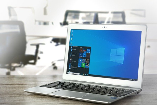 Free download laptop computer windows screen free picture to be edited with GIMP free online image editor