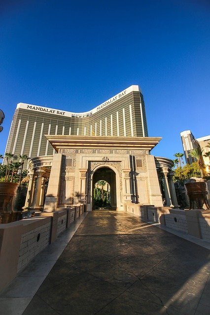 تنزيل فندق Las Vegas Madalay Bay مجانًا - صورة مجانية أو صورة ليتم تحريرها باستخدام محرر الصور عبر الإنترنت GIMP