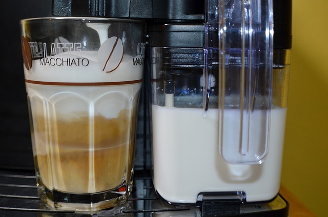 Gratis download latte macchiato koffie gratis foto om te bewerken met GIMP gratis online afbeeldingseditor