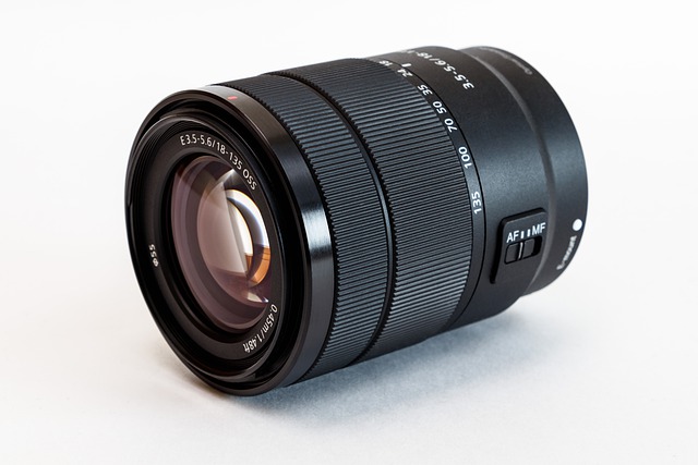 Free download lens sony e 18 135mm optics zoom free picture to be edited with GIMP free online image editor