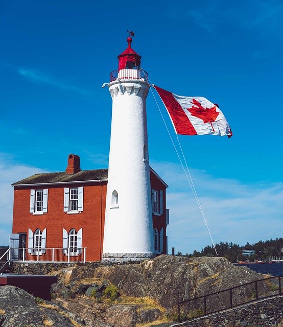 Unduh gratis Lighthouse Canada Flag Fort - foto atau gambar gratis untuk diedit dengan editor gambar online GIMP