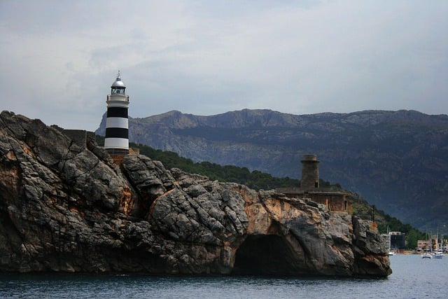 Free download lighthouse port mountains rock cave free picture to be edited with GIMP free online image editor