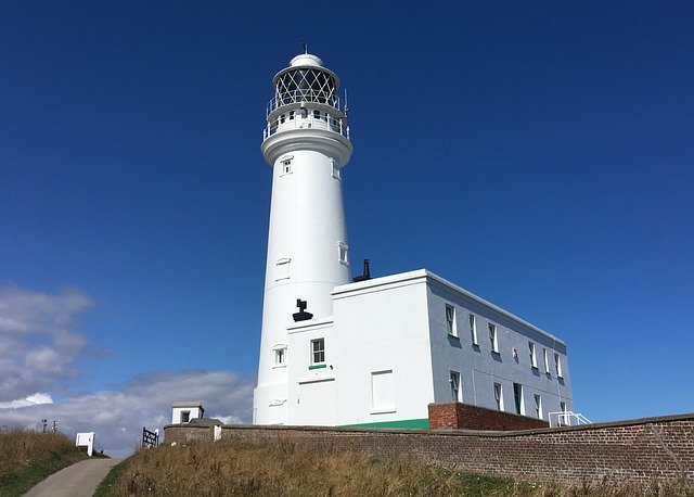 Free download Lighthouse Seaside Flamborough -  free photo or picture to be edited with GIMP online image editor