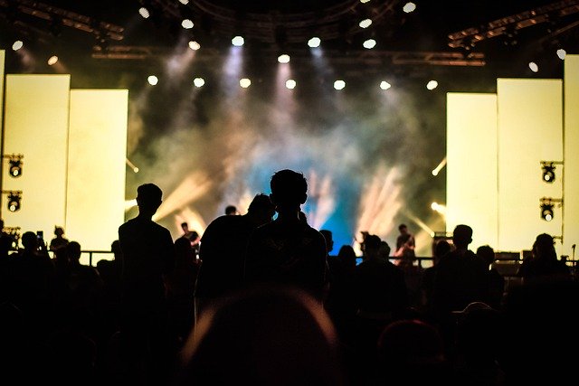 Descarga gratuita Light Jakarta Concert: foto o imagen gratuita para editar con el editor de imágenes en línea GIMP