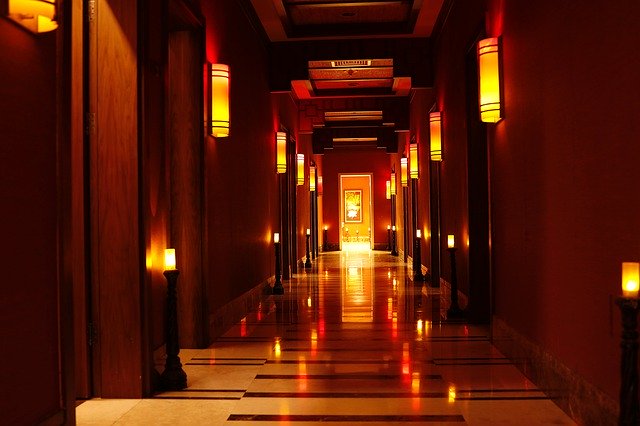 Muat turun percuma Koridor Lampu Cahaya - foto atau gambar percuma untuk diedit dengan editor imej dalam talian GIMP