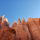 Light red cliffs  screen for extension Chrome web store in OffiDocs Chromium