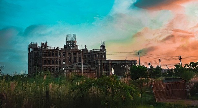 Muat turun percuma Lightroom Construction Golden Hour - foto atau gambar percuma untuk diedit dengan editor imej dalam talian GIMP