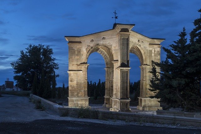 تنزيل Lights Night Calahorra La مجانًا - صورة مجانية أو صورة يتم تحريرها باستخدام محرر الصور عبر الإنترنت GIMP