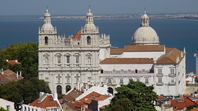 Bezpłatne pobieranie Lizbona Portugalia Panorama - bezpłatne zdjęcie lub obraz do edycji za pomocą internetowego edytora obrazów GIMP