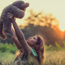 Little girl and teddy bear  screen for extension Chrome web store in OffiDocs Chromium