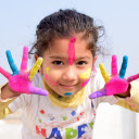 Little girl playing with paint  screen for extension Chrome web store in OffiDocs Chromium