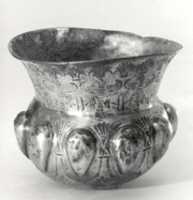 Free download Lobed vessel with a frieze of falcons free photo or picture to be edited with GIMP online image editor