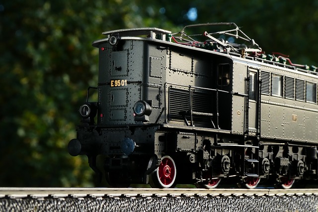 Free download loc electric locomotive model train free picture to be edited with GIMP free online image editor