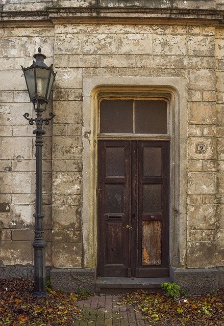 تنزيل Lost Places Door Old مجانًا - صورة مجانية أو صورة مجانية ليتم تحريرها باستخدام محرر الصور عبر الإنترنت GIMP