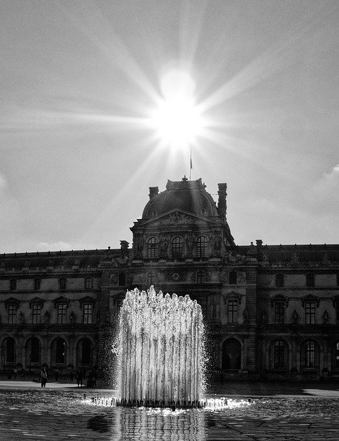 Free download Louvre Fountain Paris -  free photo or picture to be edited with GIMP online image editor