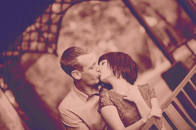 Free download Love Kiss Couple -  free photo or picture to be edited with GIMP online image editor