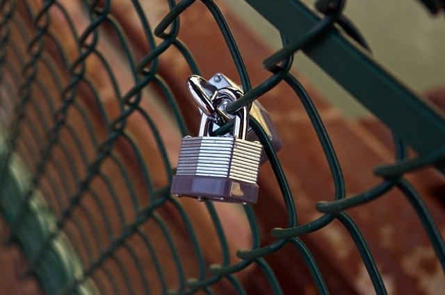 Free download love locks love padlock heart free picture to be edited with GIMP free online image editor