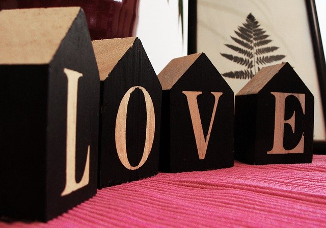 Tải xuống miễn phí Love Wood Bricks Word - ảnh hoặc ảnh miễn phí được chỉnh sửa bằng trình chỉnh sửa ảnh trực tuyến GIMP