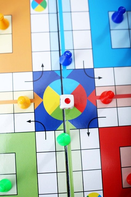 Muat turun percuma Ludo Game Board - foto atau gambar percuma untuk diedit dengan editor imej dalam talian GIMP