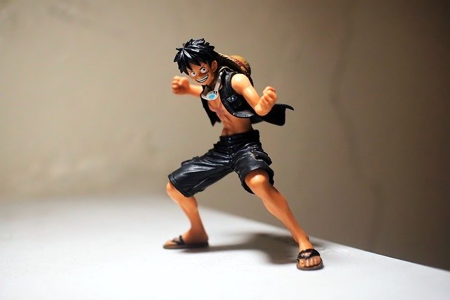 Libreng pag-download ng Luffy Toy Figurine - libreng larawan o larawan na ie-edit gamit ang GIMP online image editor