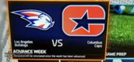 Скачать бесплатно Madden NFL 16 Los Angeles Bulldogs VS Columbus Caps Team Снимок экрана бесплатно фото или изображение для редактирования с помощью онлайн-редактора изображений GIMP