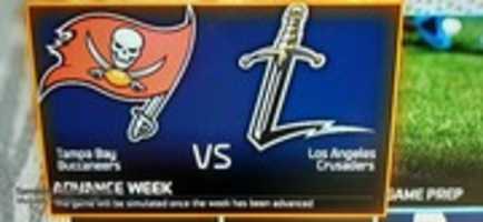 Gratis download Madden NFL 16 Tampa Bay Buccaneers VS Los Angeles Crusaders Teams Screenshot gratis foto of afbeelding om te bewerken met GIMP online afbeeldingseditor