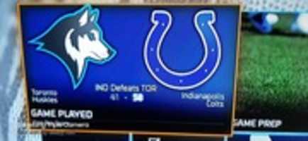 Free download Madden NFL 16 Toronto Huskies VS Indianapolis Colts Teams Screenshot free photo or picture to be edited with GIMP online image editor