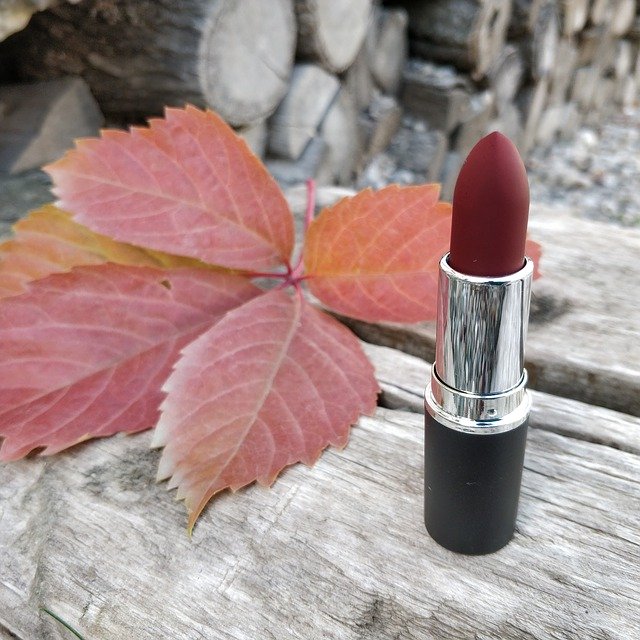 Free download Makeup Lipstick -  free photo or picture to be edited with GIMP online image editor