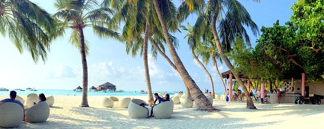 Muat turun percuma Pasir Pantai Maldives - foto atau gambar percuma untuk diedit dengan editor imej dalam talian GIMP