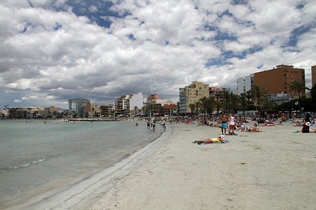 Bezpłatne pobieranie Mallorca Beach Sea Side - bezpłatne zdjęcie lub obraz do edycji za pomocą internetowego edytora obrazów GIMP