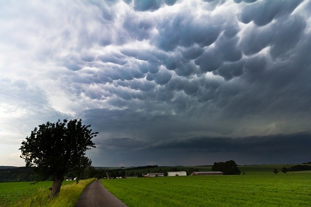 Free download Mammatus Mammaten Thunderstorm -  free photo or picture to be edited with GIMP online image editor