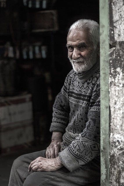 دانلود رایگان مرد پدر مردم ایران مال عکس رایگان قدیمی برای ویرایش با ویرایشگر عکس آنلاین رایگان GIMP