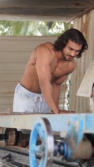 Free download man machine fitness workout posing free picture to be edited with GIMP free online image editor