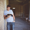 Man reading a book  screen for extension Chrome web store in OffiDocs Chromium