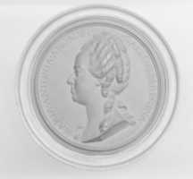 Free download Marie Antoinette, Queen of France free photo or picture to be edited with GIMP online image editor