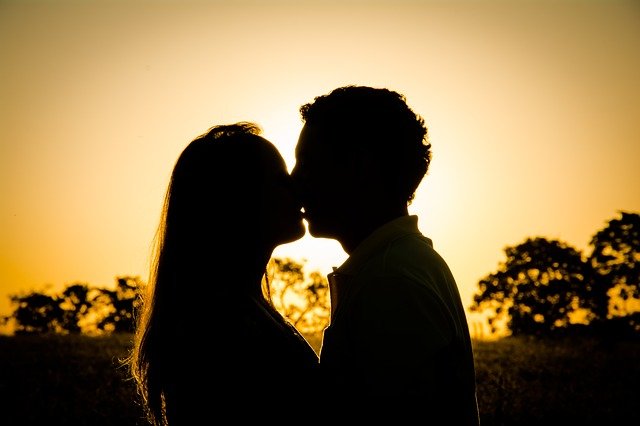 Téléchargement gratuit mariage par os l love love image gratuite à éditer avec l'éditeur d'images en ligne gratuit GIMP