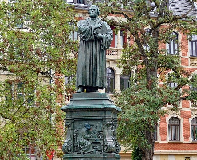 Free download Martin Luther Monument Reformation -  free photo or picture to be edited with GIMP online image editor