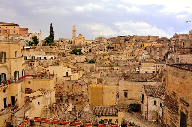 Bezpłatne pobieranie Matera Houses Old - bezpłatne zdjęcie lub obraz do edycji za pomocą internetowego edytora obrazów GIMP