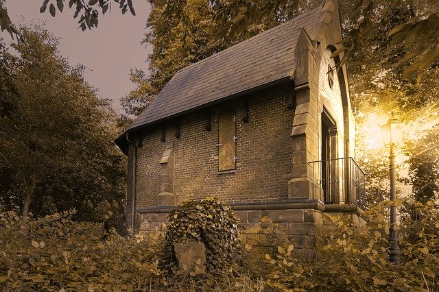 Free download Mausoleum Isenbüttel Gothic -  free photo or picture to be edited with GIMP online image editor