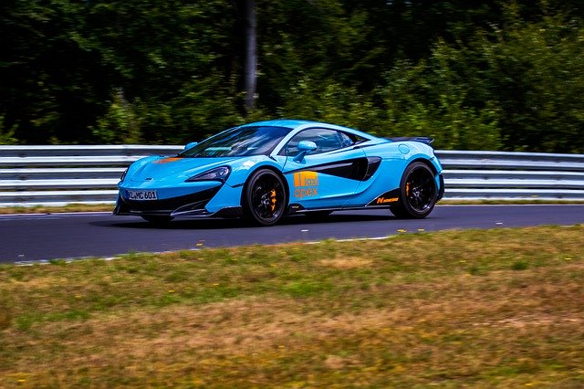 Unduh gratis Mclaren 600Lt Racing Car - foto atau gambar gratis untuk diedit dengan editor gambar online GIMP