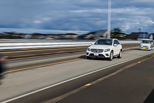 Free download mercedes benz car road traffic free picture to be edited with GIMP free online image editor