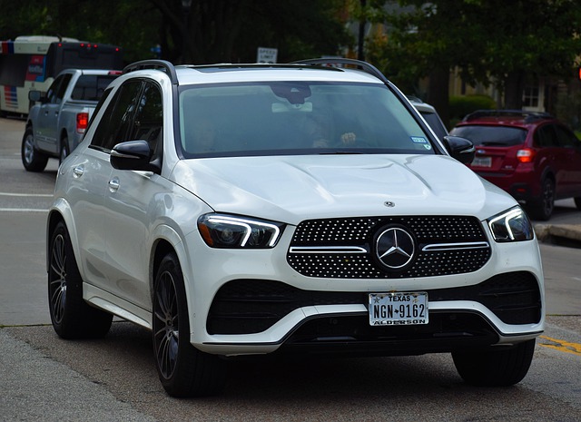 Free download mercedes glc suv car 4 wheel drive free picture to be edited with GIMP free online image editor