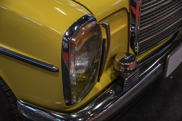 Free download Mercedes Spotlight Auto -  free photo or picture to be edited with GIMP online image editor