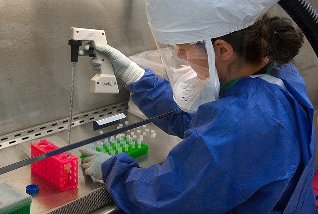 Free download microbiologist scientist woman free picture to be edited with GIMP free online image editor