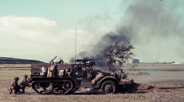 Descarga gratuita Recreación militar de la Segunda Guerra Mundial - foto o imagen gratis y gratuita para editar con el editor de imágenes en línea GIMP