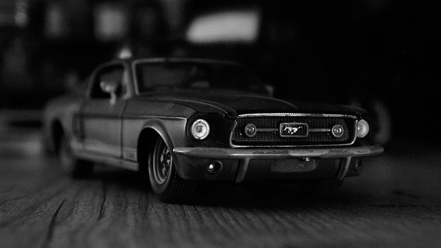 Free download miniatura mustang free picture to be edited with GIMP free online image editor