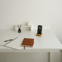 Minimalist Desk Setup: Simplicity and Focus for a Productive Workspace  screen for extension Chrome web store in OffiDocs Chromium