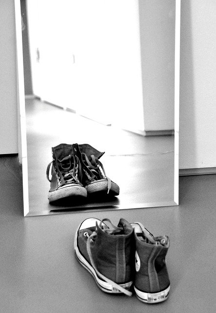 Free download Mirror Converse -  free photo or picture to be edited with GIMP online image editor