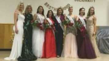 Free download miss-finger-lakes-2018 free photo or picture to be edited with GIMP online image editor